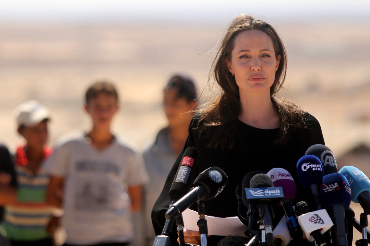 Почему Анджелина Джоли ушла с поста посланника ООН