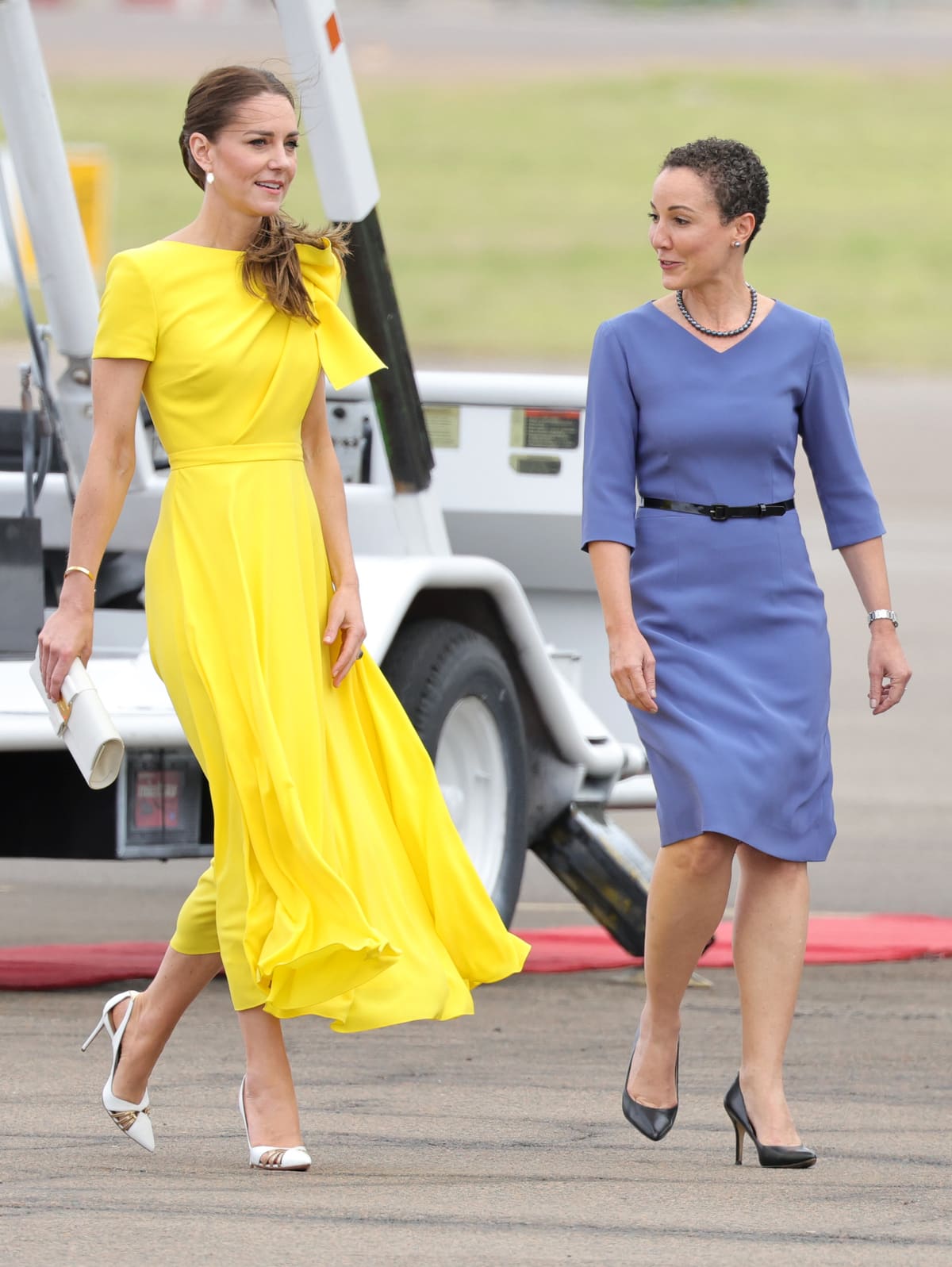 Почему пользователи раскритиковали роскошное бальное платье Кейт Миддлтон, в котором она предстала на Ямайке