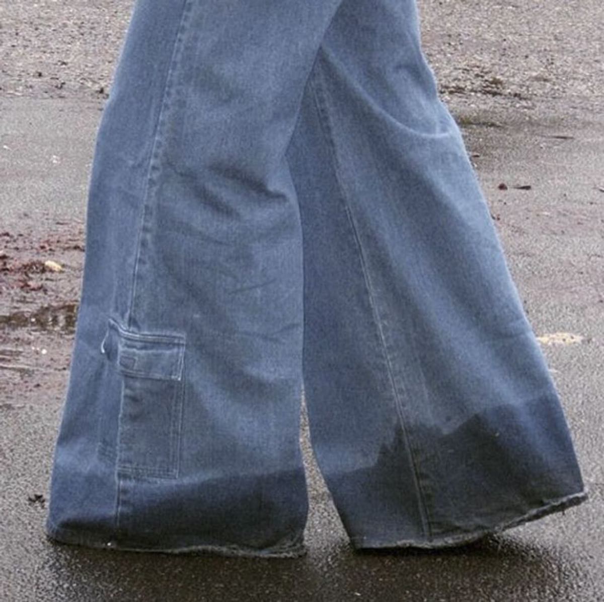 Широкие джинсы из 90-х